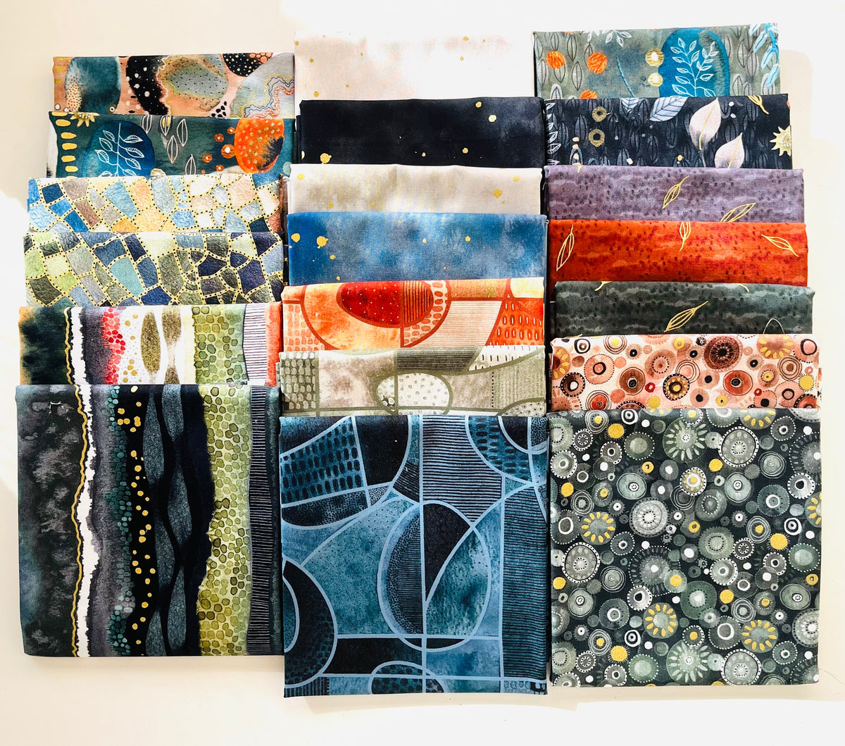 Flora & Form - 20 pc fat quarter bundle – sewmodernchicky